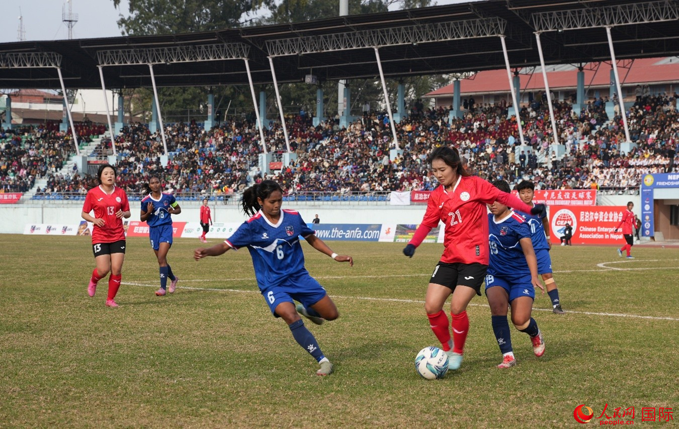 ˫����Ա����ƴ�������������� ��ī��