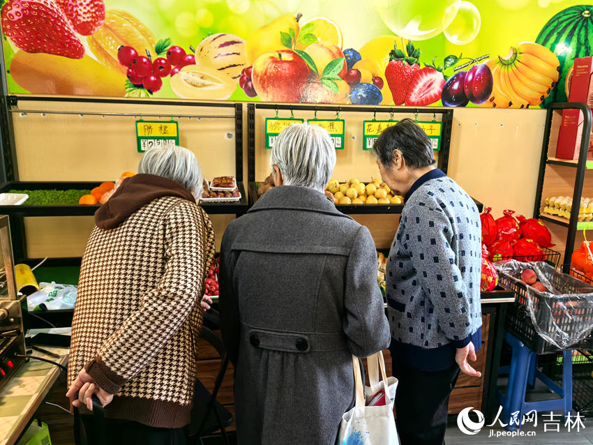 ��ɫ�����������������ڳ�����ѡˮ�������������� ����Ծ��