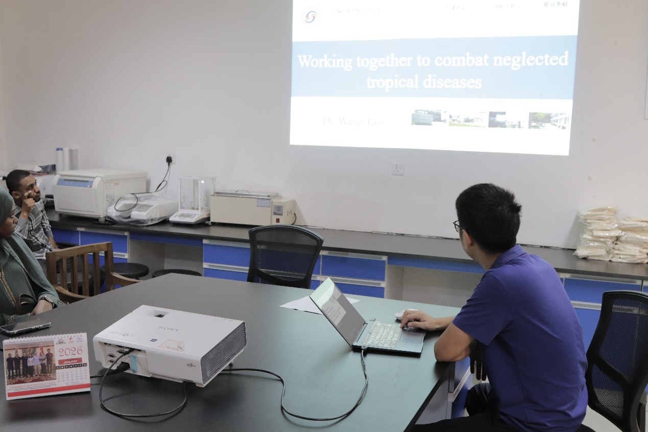 �з�ר���ڿ�չ�����ӵ��ȴ�������֪ʶ������������� ��