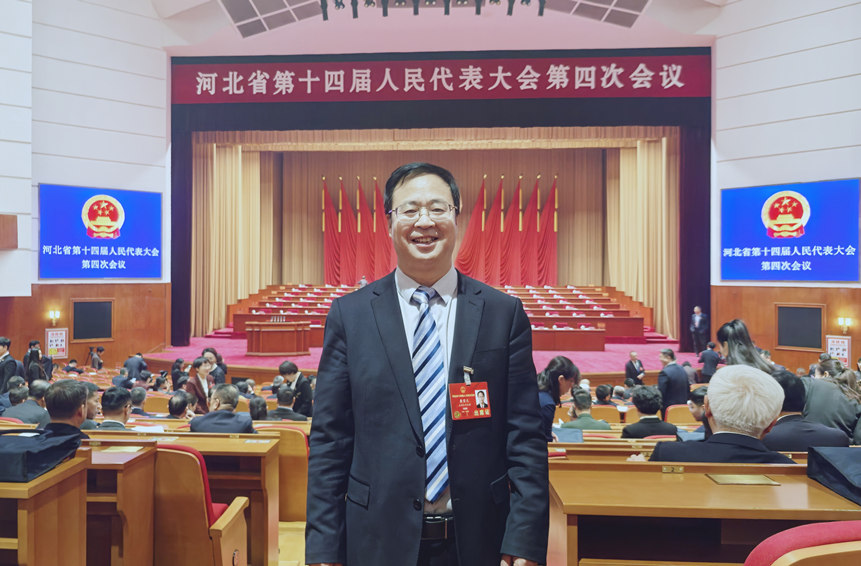 �ӱ�ʡ�˴�������ӱ�Ǭ����ʦ���������ο���Ԫ���ܷ��߹�ͼ