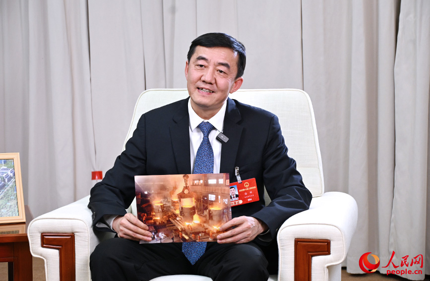 ������˴������������ί����ǡ�����������һ����ҵ��չ��Ƭ��չ�ֱ�����ҵת��֮·������������ ��һ����