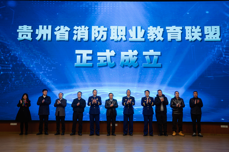 �ܶӺ�ʡ�������ֹ��쵼����У������ͬ����ǩԼ�������ˡ�