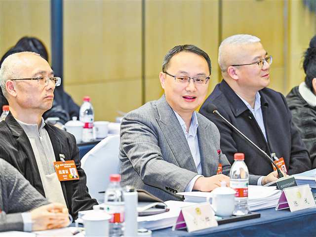 1��30�գ�����Э�����Ĵλ���ίԱס�أ���ЭίԱ���������и߼�����Ժ�������桢��������Ժ�������档���� �Ž��� ��/�Ӿ�����