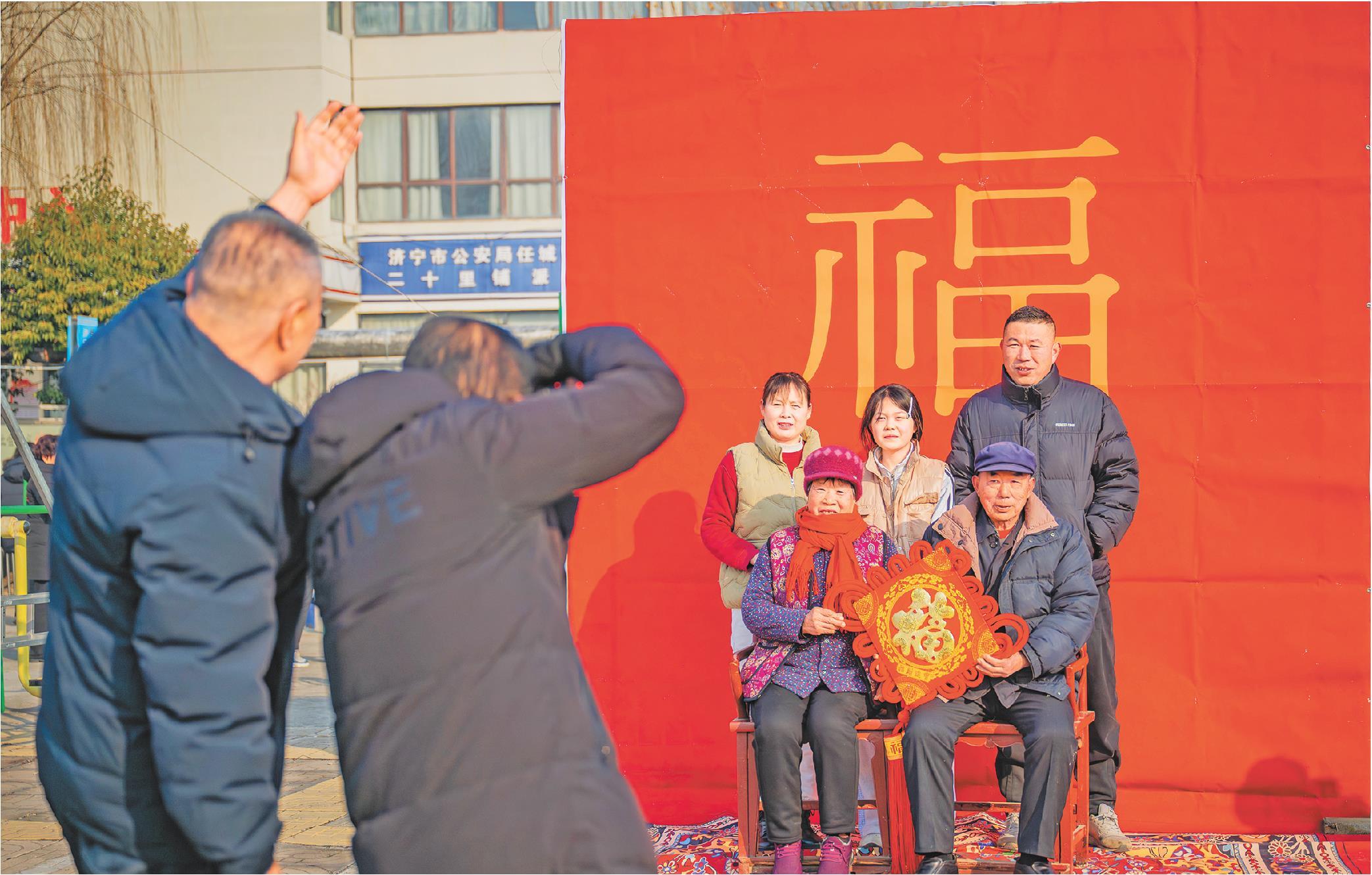 1��24�գ����Ҹ��γǡ�������ҡ�ȫ�Ҹ���������Ӱ־Ը��Ϊ���������Ҹ�˲�䡣