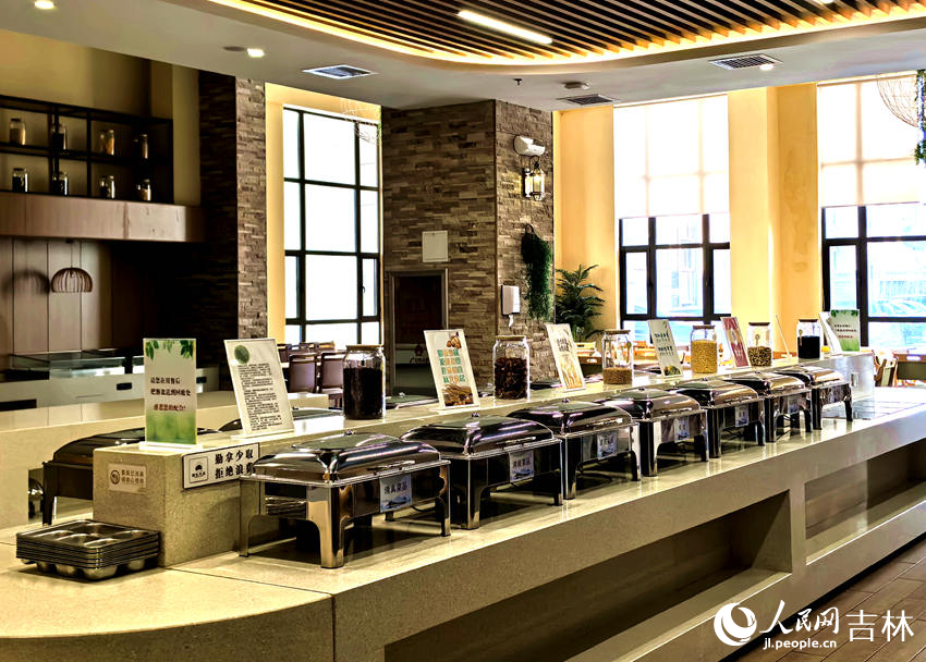 ��ɫ����������������ʳ�á����������� ����Ծ��