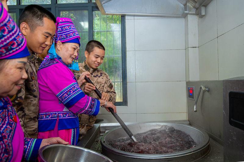 �������衱��ٱ�һͬ���������ࡣ����»��