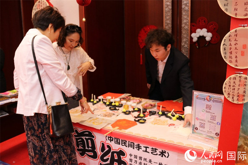 ��ֳ������������� ��ǿ��