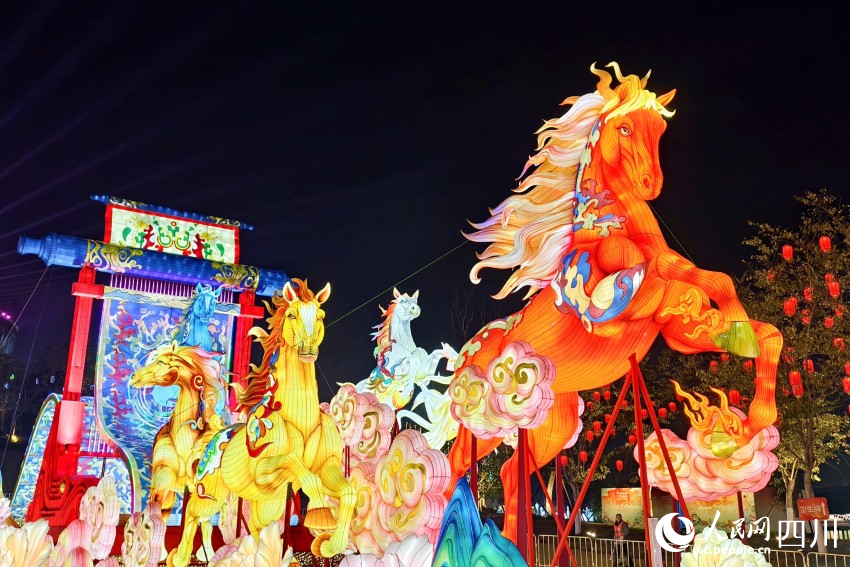 µÚ55½ì³É¶¼¹ú¼ÊÐÜèµÆ»áÏÖ³¡¡£ÈËÃñÍø ÕÔ׿ÀÖÉã