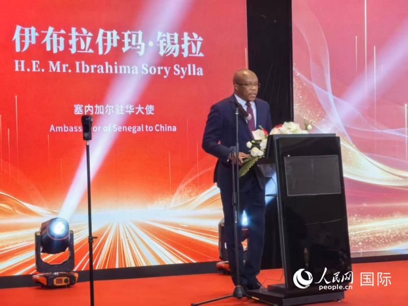 ���ڼӶ�פ����ʹ���������ꡤϣ���´ǡ����������� ��������