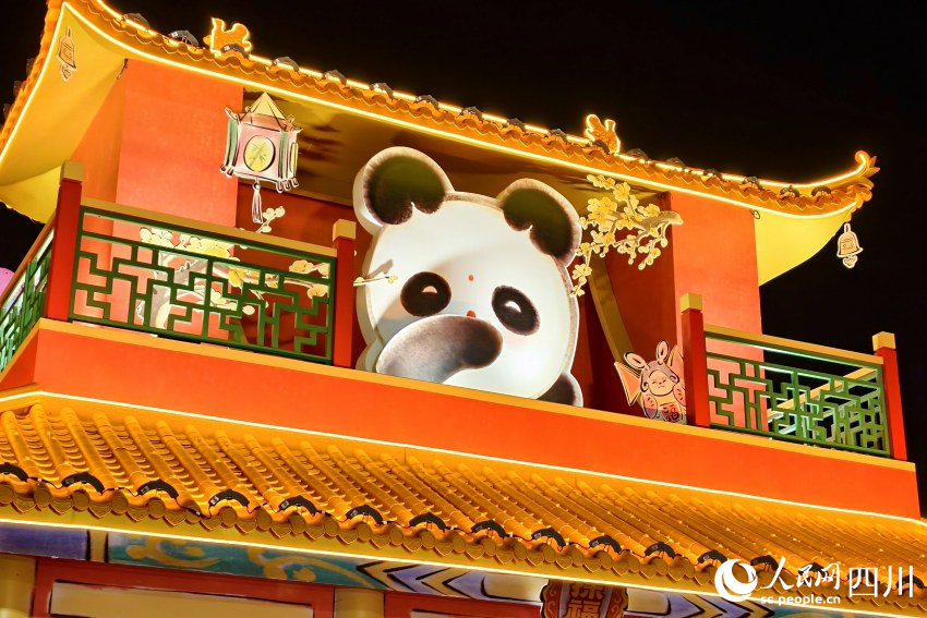 µÚ55½ì³É¶¼¹ú¼ÊÐÜèµÆ»áÏÖ³¡¡£ÈËÃñÍø ÕÔ׿ÀÖÉã