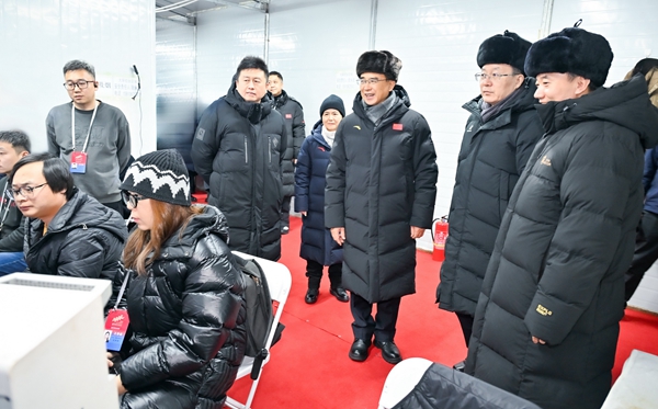 �����߽��ݳ����������˽��Ŀ�����Ͳ��ŵ�������빤����Ա������