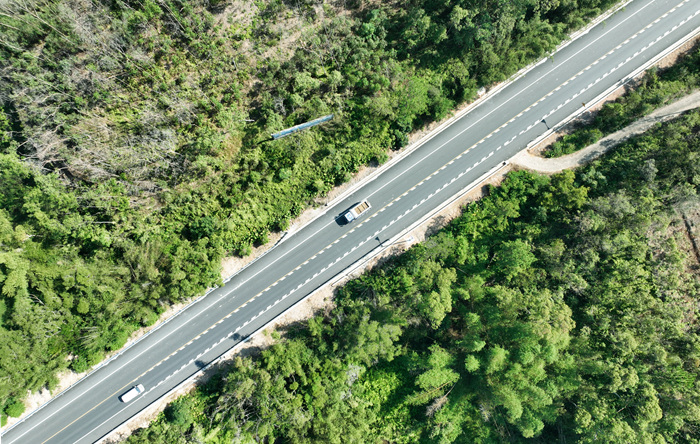 ʡ��206��ƽɽ��½��ι�·�Ľ�����������½����̲����·�Ρ��������