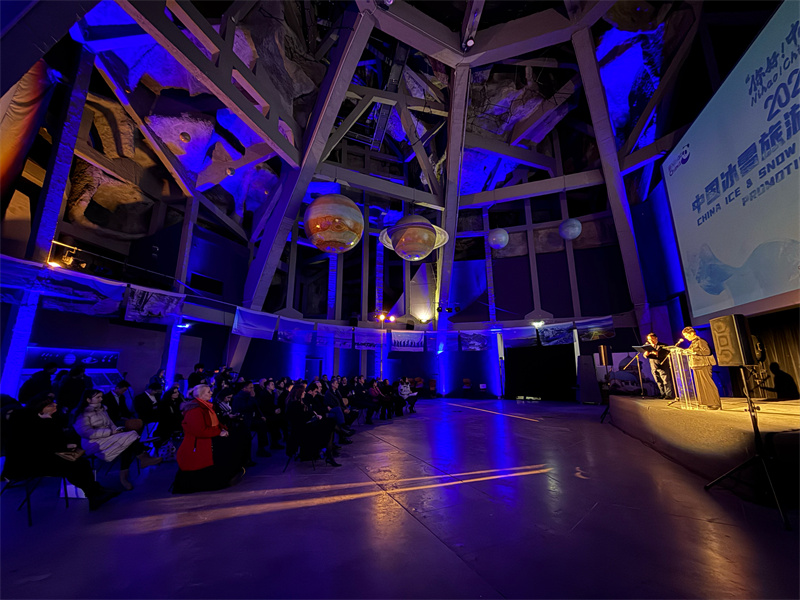 ��ֳ����й�פ������˹���ΰ��´���ͼ��