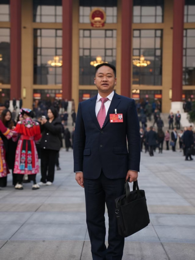 �Ĵ�ʡ�˴�������Ĵ�����Ҷ��̬ũҵ�������޹�˾���³����ܷ��߹�ͼ