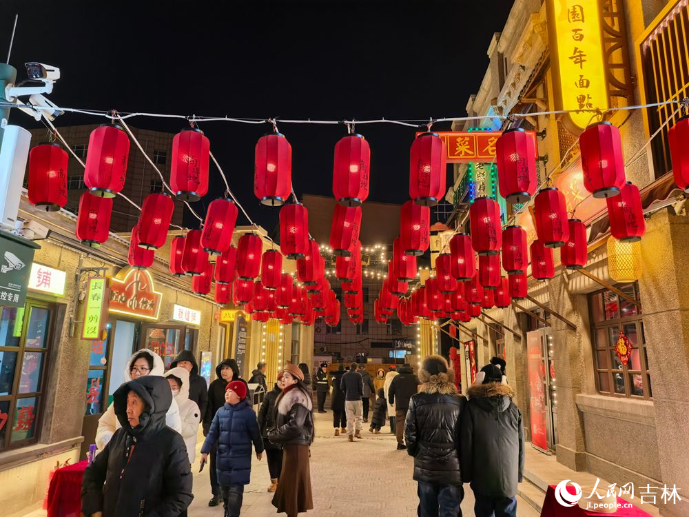 2��10�գ�С�꿪��ӭ���꣬�����̲�����ζŨ������������ ����Ԫ��