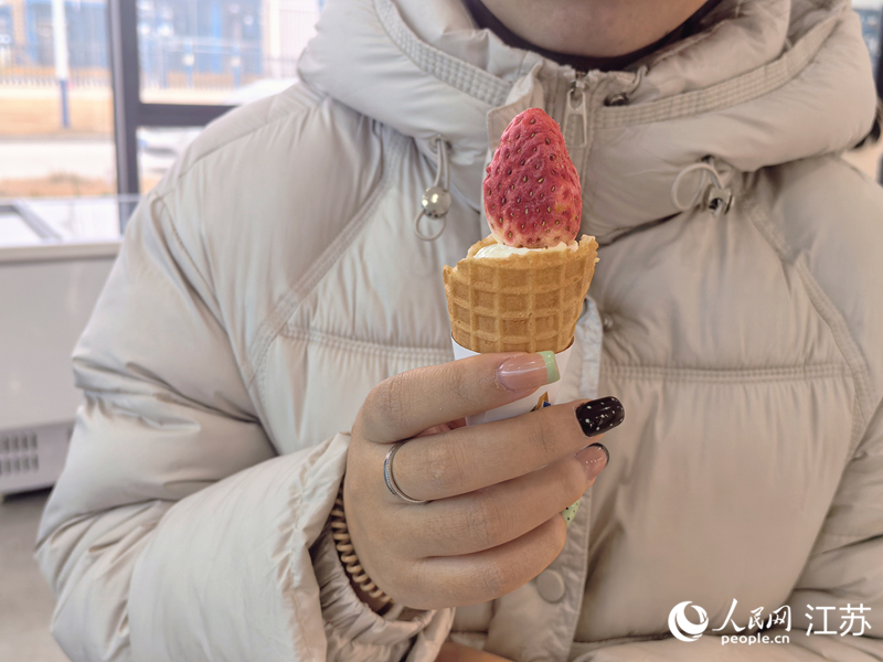 �����Ƴɵı���ܺͶ��ɲ�ݮ�������� ��Сٻ��