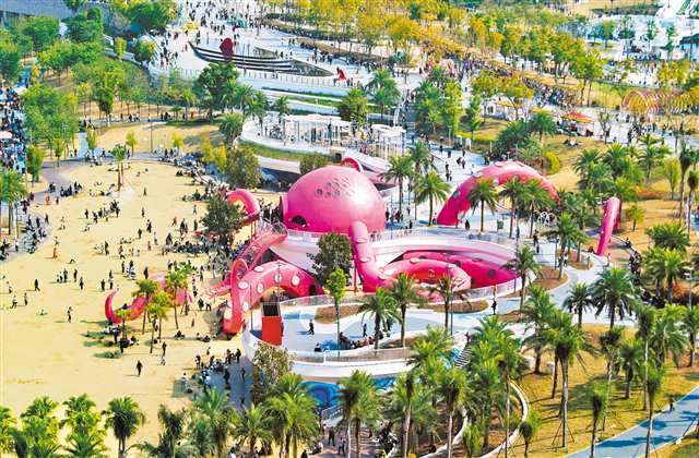 2��21�գ�������������԰���ֳ����ο����ﲻ�������˻���Ƭ������Լ��Ӱ Ƚ�Ͼ�/�Ӿ�����