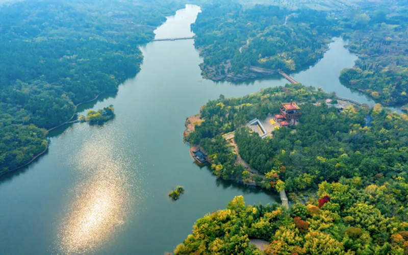 ����ɽ�羰��ʤ�����ܷ��߹�ͼ