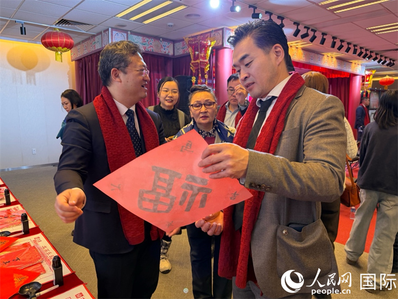 ͼΪ���ɼα����͸��֡����������� �������