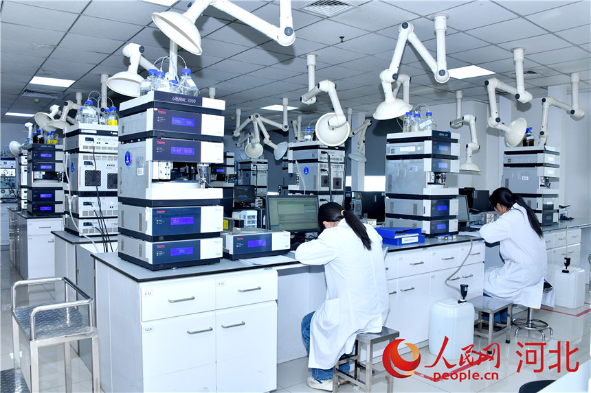 ��Һ��ɫ���ң�������Ա���ڽ��в�Ʒ�������Ĵ��������������� ������