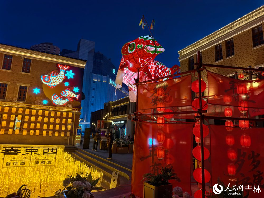 2��10�գ��䴺������ʷ�Ļ������������´�Ц�ա������� ��������Ԫ��