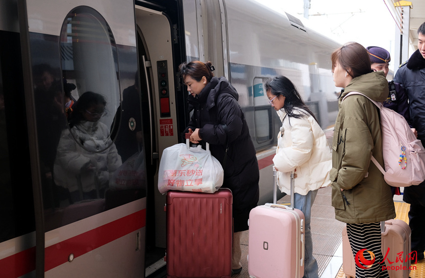 �ÿ��Ǵ��������������г������������� ����Ԫ��