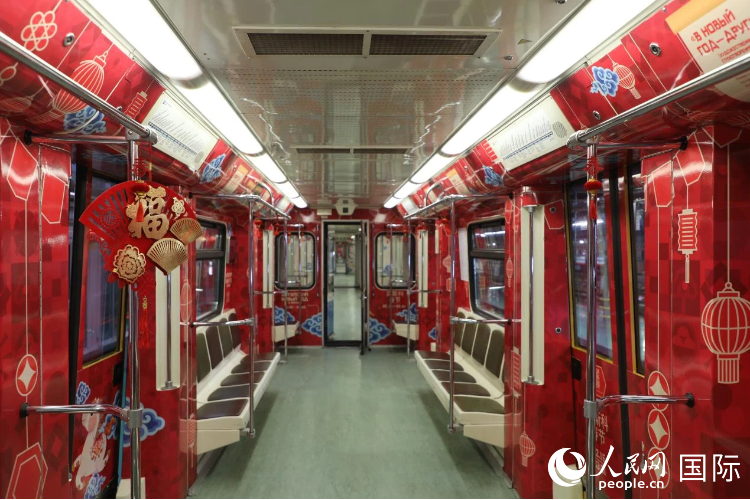 ͼΪĪ˹�Ƶ������������г������ڲ������������� Ф������