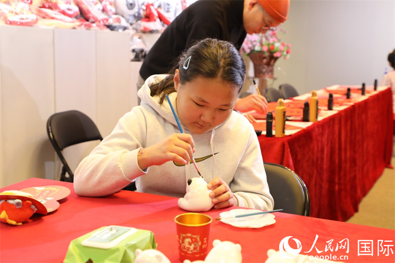 ͼΪ��ֳ���С����������è�ʻ档���������� �������