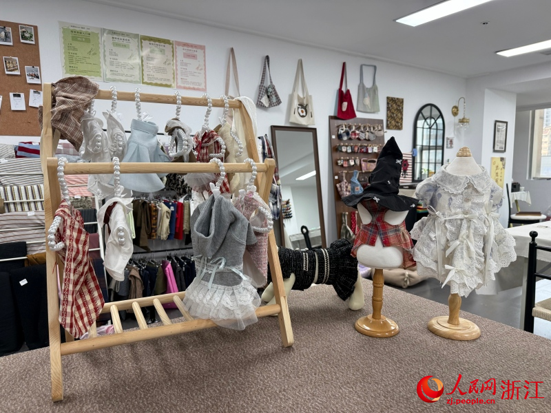 ������ڷ��Ŷ��������¡������� ������