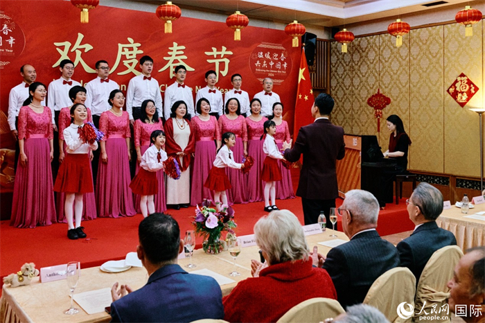 �й�פӢ��ʹ�ݺϳ����ݳ��������й��꡷�������� �������